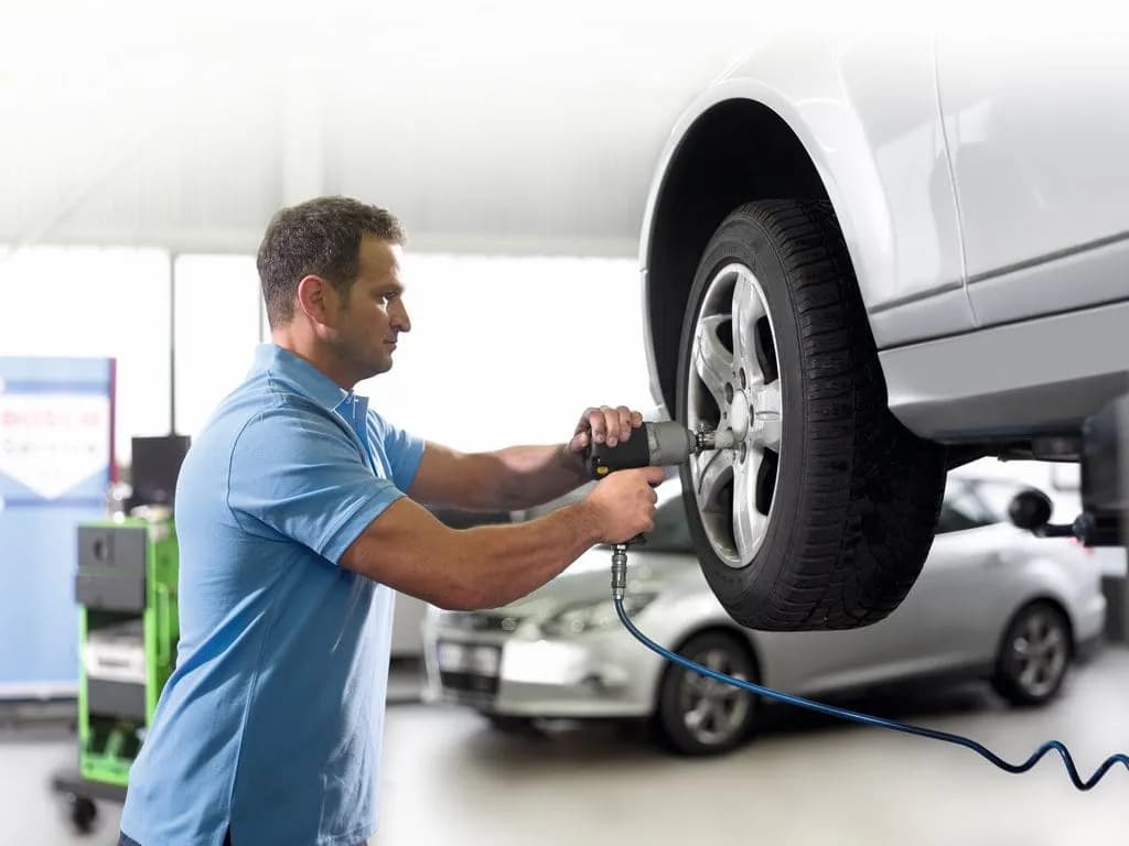 Reglarea geometriei roților: o modalitate de economisire la buget — Ion Service Craiova